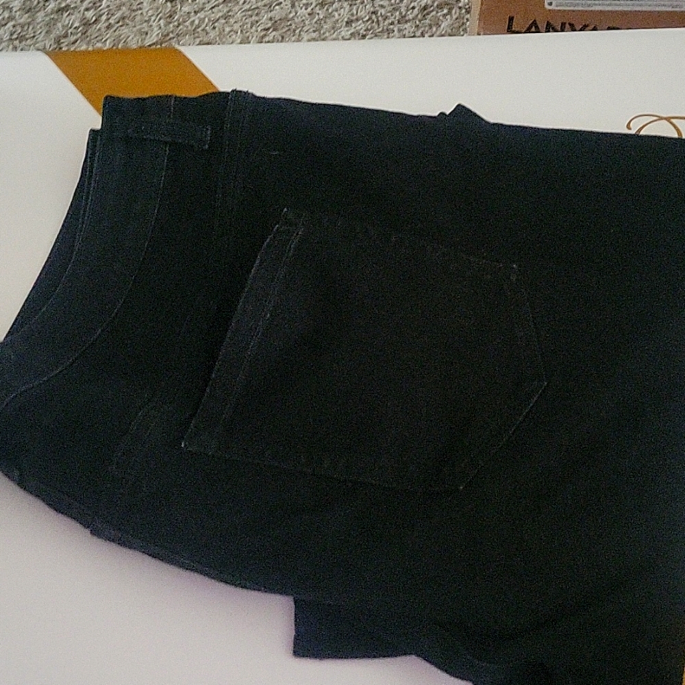Jeans Pair 25